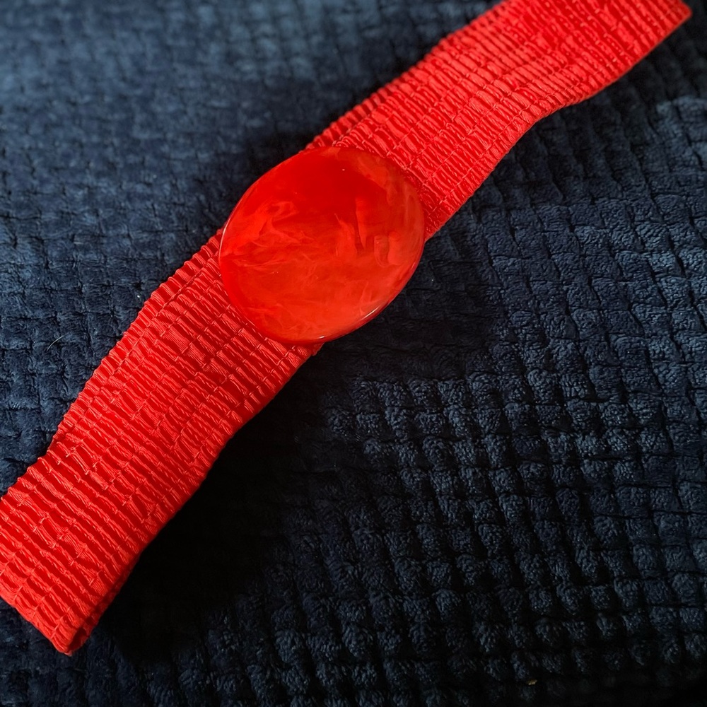 VINTAGE BELT WITH PLASTIC BUCKLE